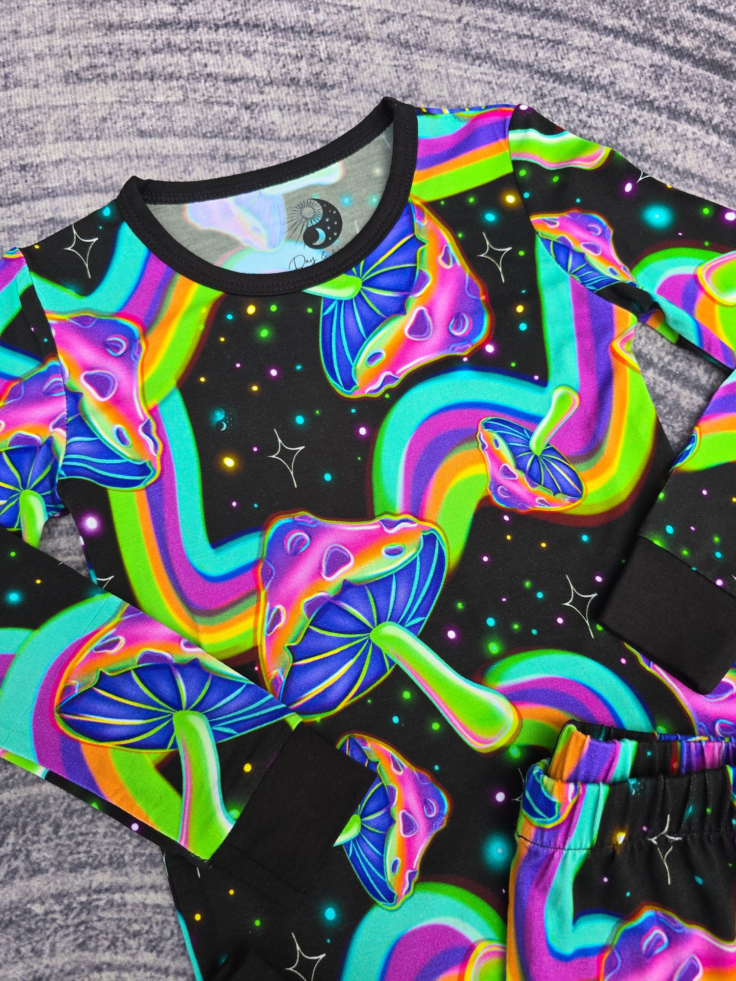Psychedelic Mushrooms - Bamboo 2 Piece Pajamas